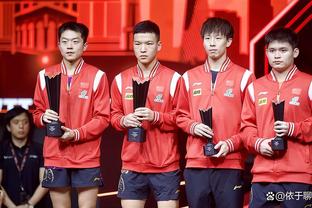 Danh ký châm chọc: Hiện tại đội viên Quốc Túc này có phải là cầu thủ bóng đá nam tốt nhất Trung Quốc hiện nay hay không?